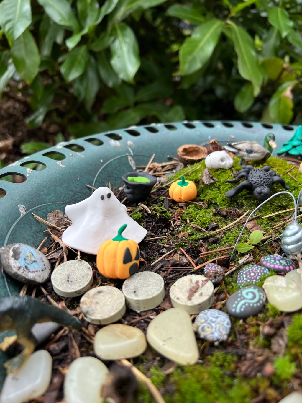 Spooky season in the fairy&nbsp;garden